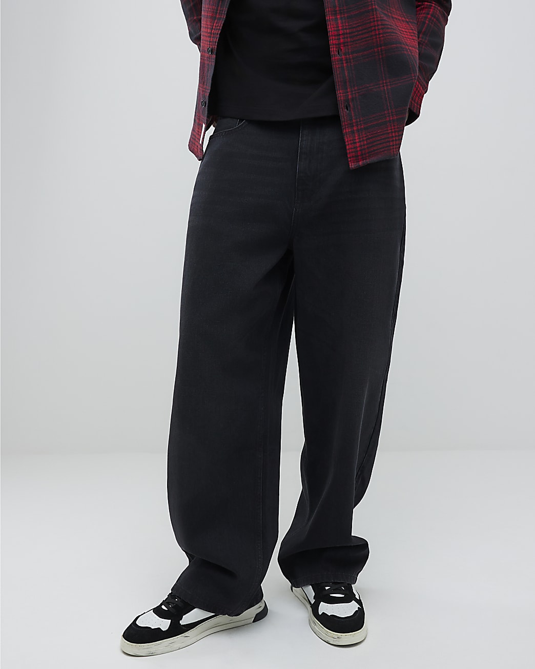Black Baggy Fit Washed Jeans